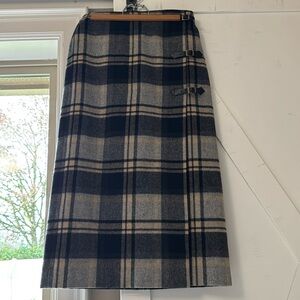 Women’s long wool plaid skirt